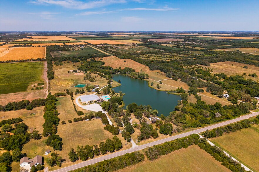 More Photos Of 2206 E 101st St N, Valley Center Specialty For Sale