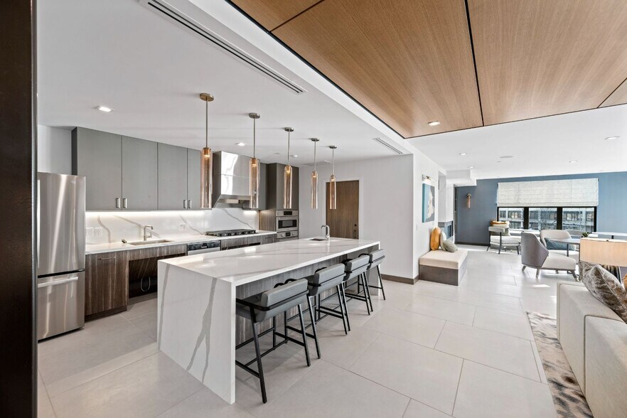 More Photos Of 125 Clifford St, Providence Apartments For Lease