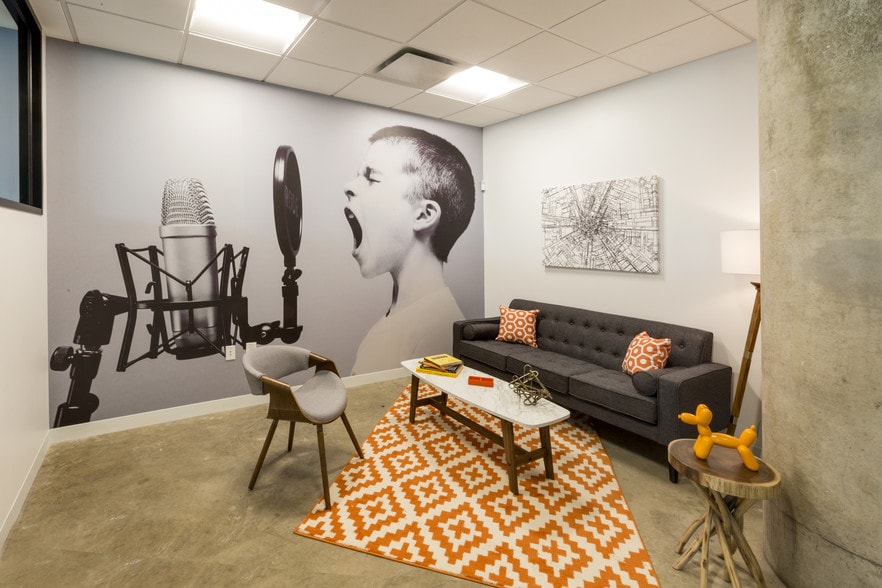 More Photos Of 3401 Mallory Ln, Franklin Coworking Space