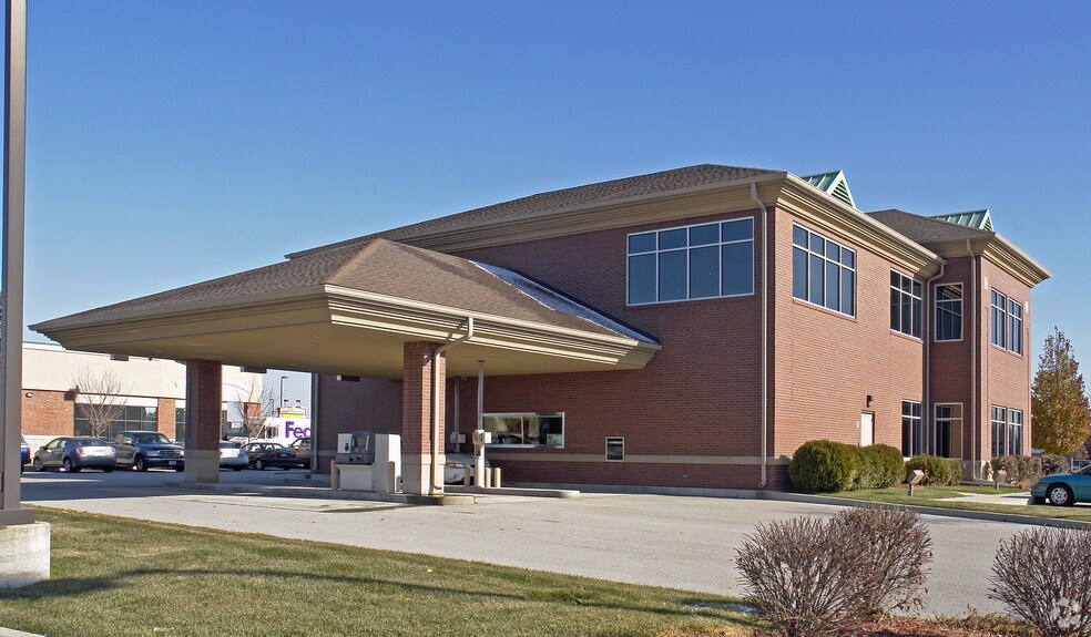 More Photos Of 1177 N Green Mount Rd, O'Fallon General Retail For Lease