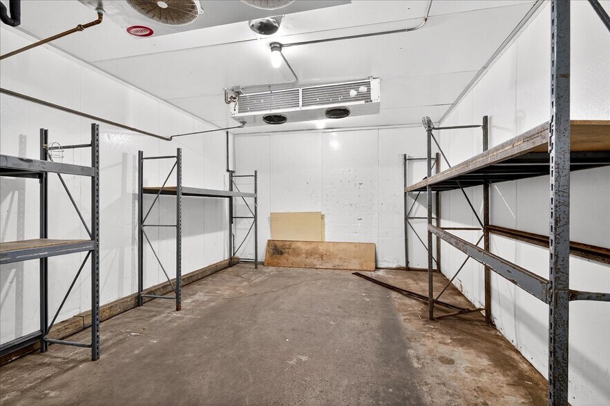 More Photos Of 4634-4639 Gravois Rd, House Spgs, House Springs Supermarket For Lease