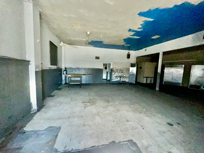 More Photos Of 1524-1526 Solano Ave, Vallejo Storefront For Sale