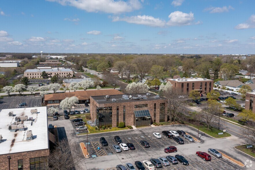 More Photos Of 905 W 175th St, Homewood Office For Lease