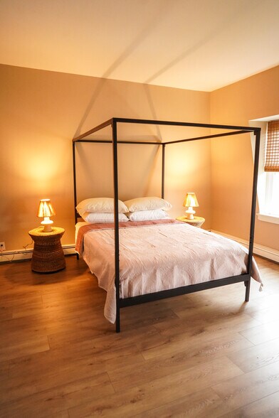 More Photos Of 36 Main st, Stonington Multifamily For Sale