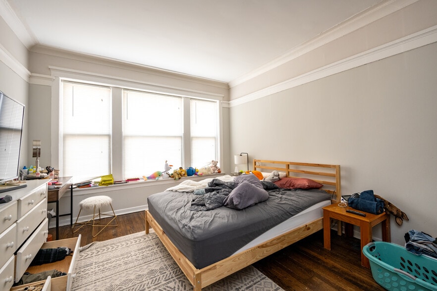 More Photos Of 5235-5245 S Drexel Ave, Chicago Apartments For Sale