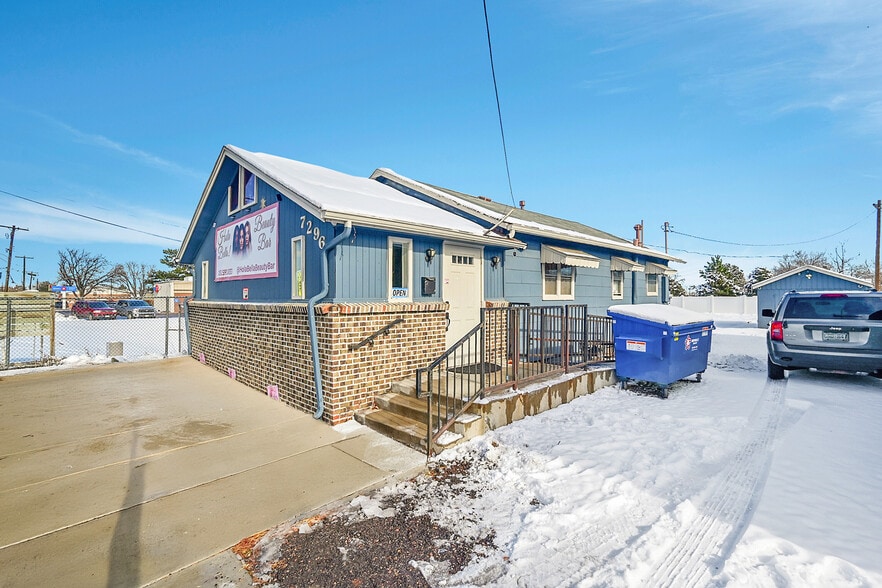 More Photos Of 7296 Magnolia St, Commerce City Office For Sale