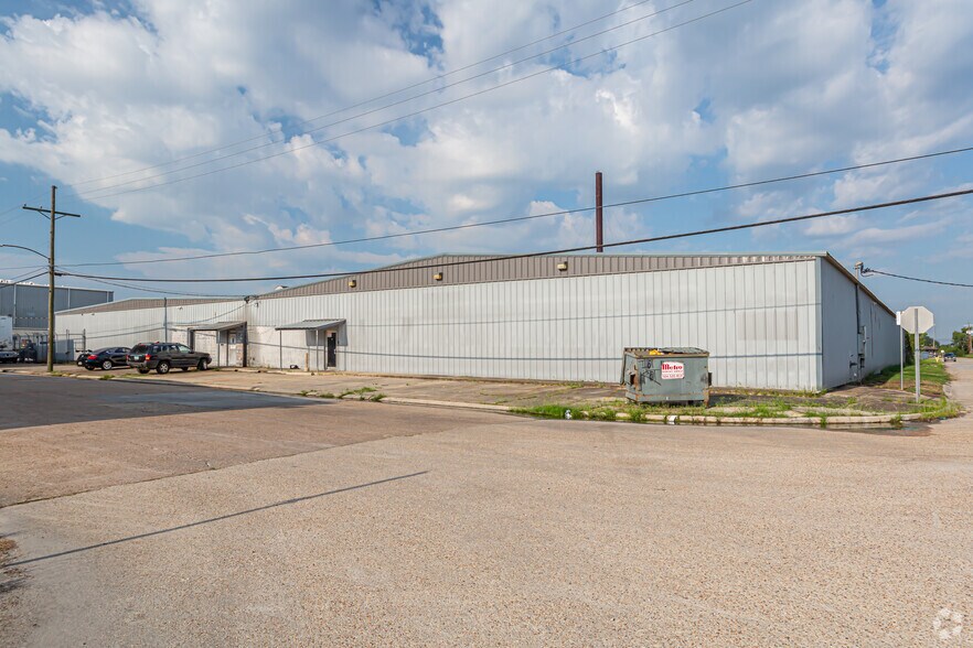 Primary Photo Of 3800 Desire Pky, New Orleans Warehouse For Lease