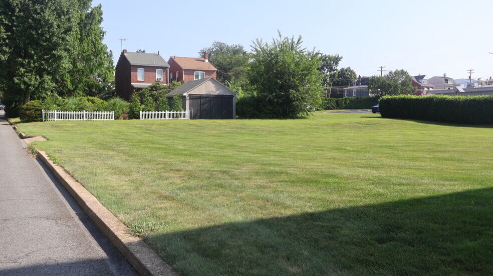 More Photos Of 520 Carroll St, Reading Food Processing For Sale