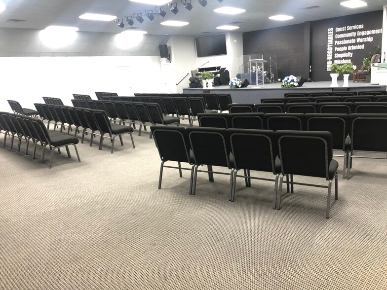 More Photos Of 787 Paden Dr, Lawrenceville Religious Facility For Lease