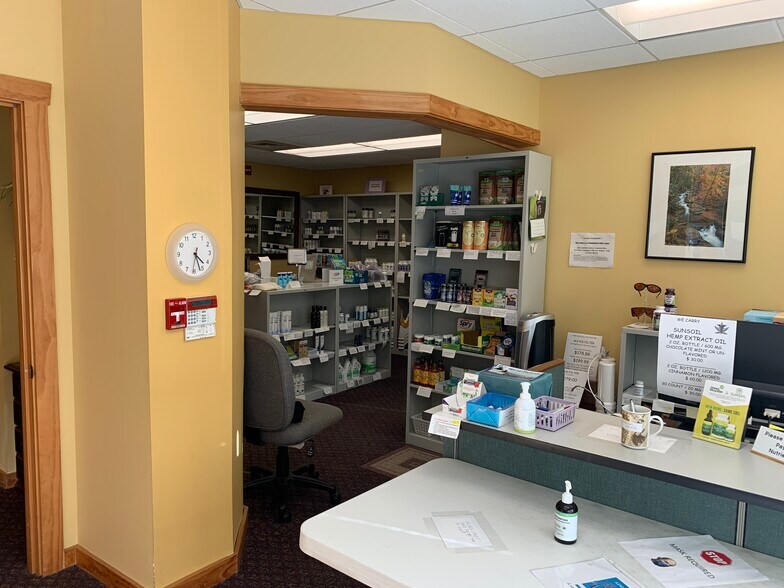 More Photos Of 830 Hendersonville Rd, Asheville General Retail For Lease