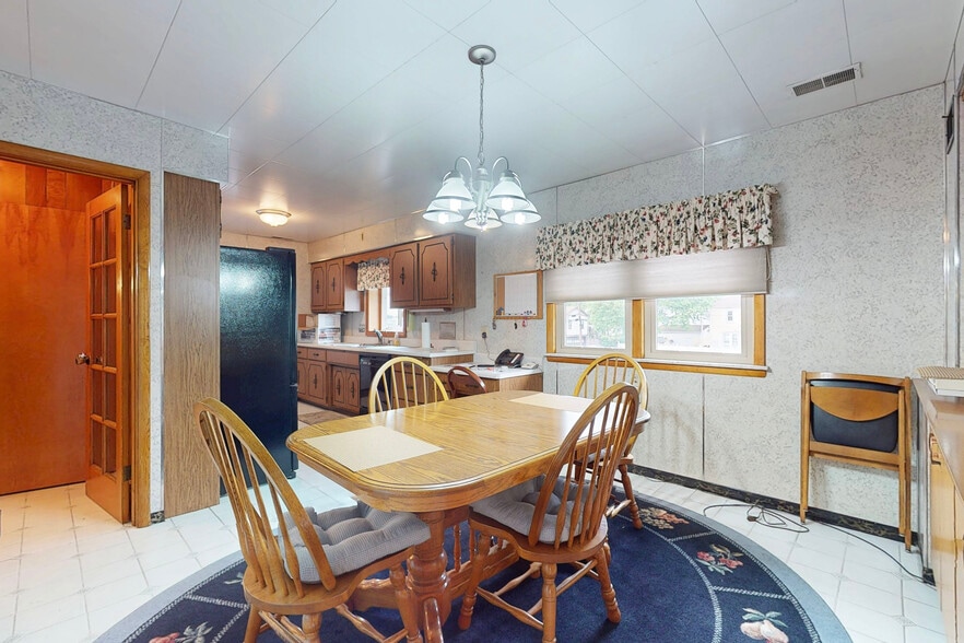 More Photos Of 3721 Main St, Weirton Funeral Home For Sale