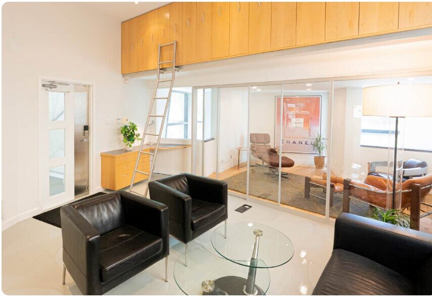 More Photos Of 115 Walnut Ave, Toronto Office For Sale