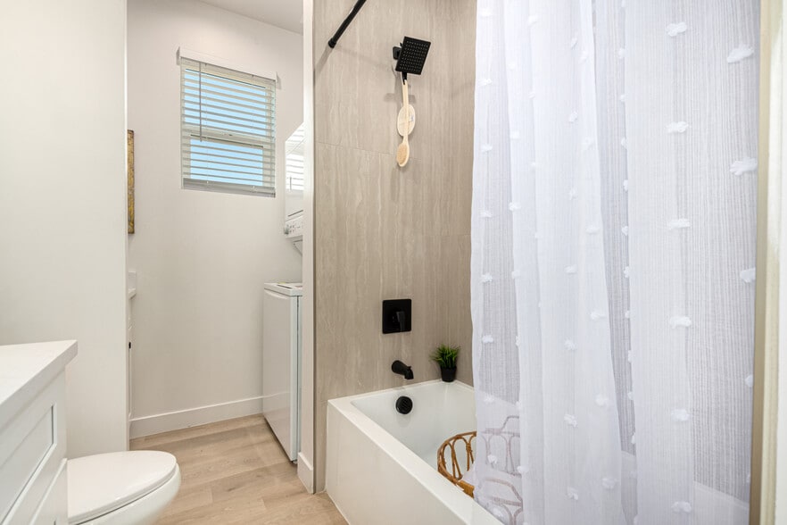 More Photos Of 1728 W Sherman St, Phoenix Apartments For Sale