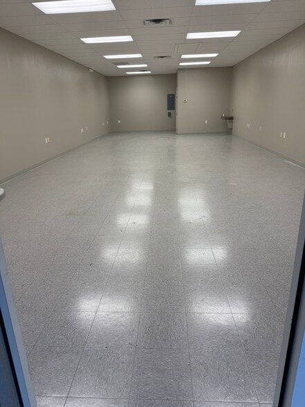 More Photos Of 120 Carter Blvd, Polk City Storefront Retail Office For Lease
