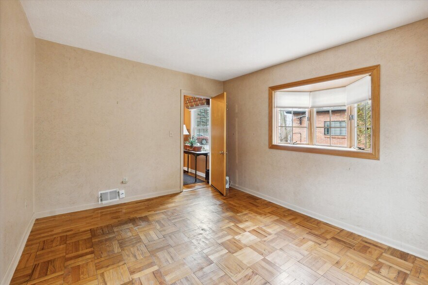 More Photos Of 415 W Grand River Ave, East Lansing Office Residential For Sale