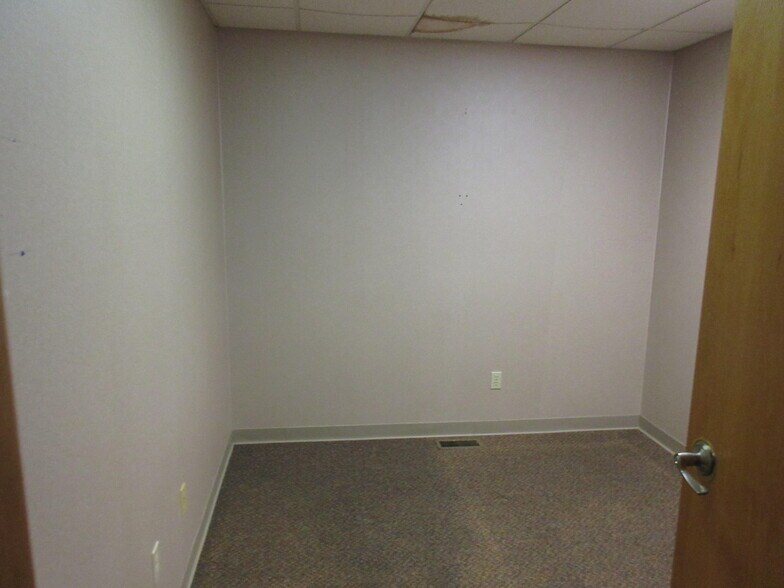 More Photos Of 1787 Wagner Ave, Muskegon Medical For Sale