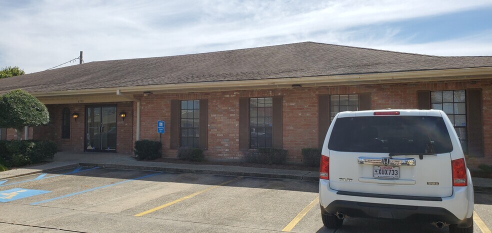 More Photos Of 4330 Loveland St, Metairie Medical For Sale