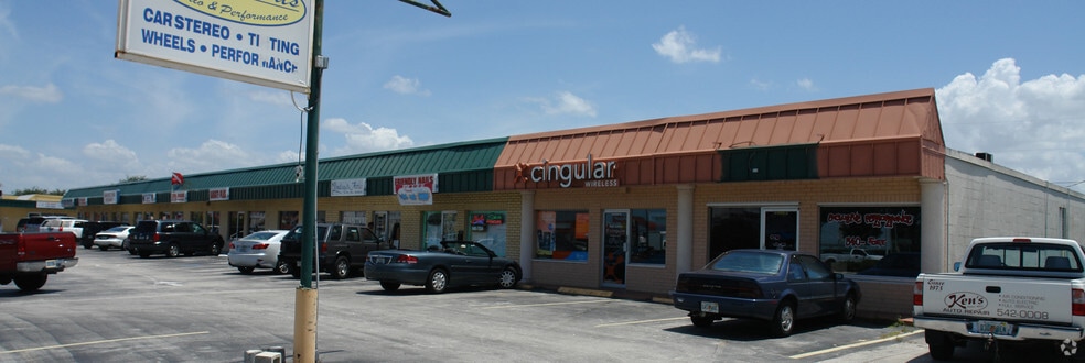 More Photos Of 4515-4527 Del Prado Blvd S, Cape Coral Freestanding For Lease