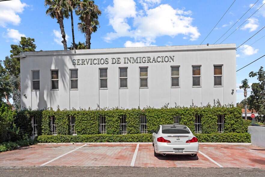 More Photos Of 444 W 10th St, Santa Ana Medical For Sale