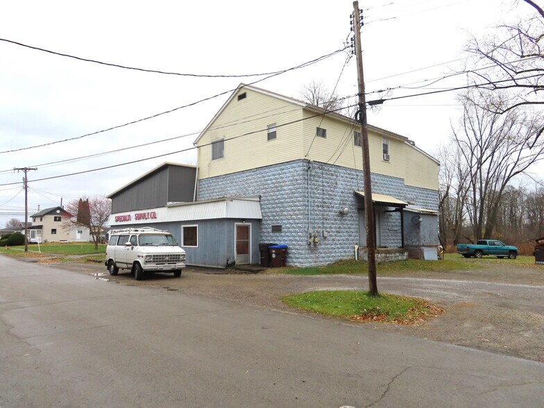 More Photos Of 200 1st St, Conneaut Lake Storefront Retail Residential For Sale