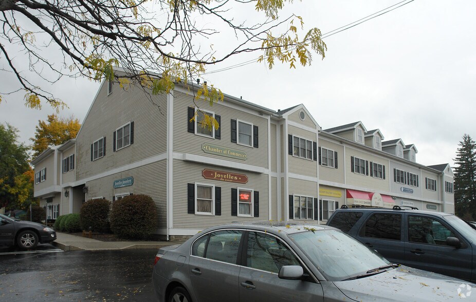 More Photos Of 316-318 Delaware Ave, Delmar Unknown For Lease