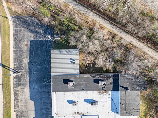 More Photos Of 340-348 N Military Ave, Green Bay Freestanding For Sale