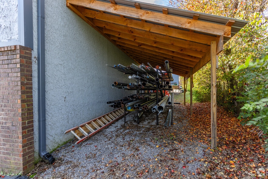 More Photos Of 125 Glancy St, Goodlettsville Office For Sale