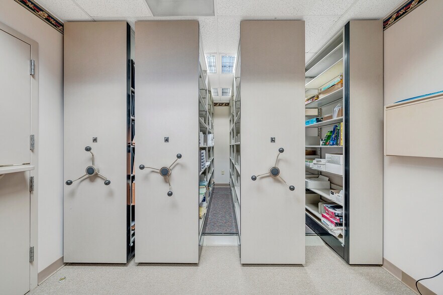 More Photos Of 2118 Rosalind Ave, Roanoke Medical For Sale