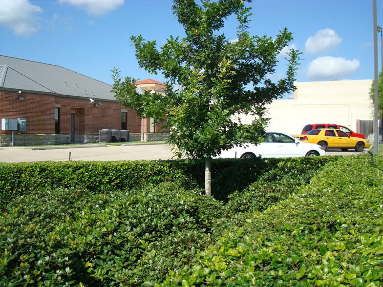 More Photos Of 12112 Bellaire Blvd, Houston Medical For Lease