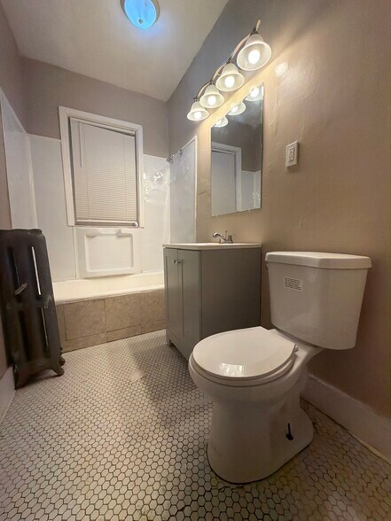 More Photos Of 11031 S Vernon Ave, Chicago Multifamily For Sale