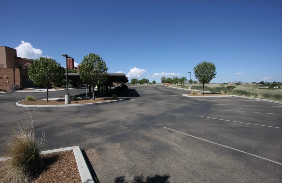More Photos Of 10000 E University Dr, Prescott Valley Office For Sale