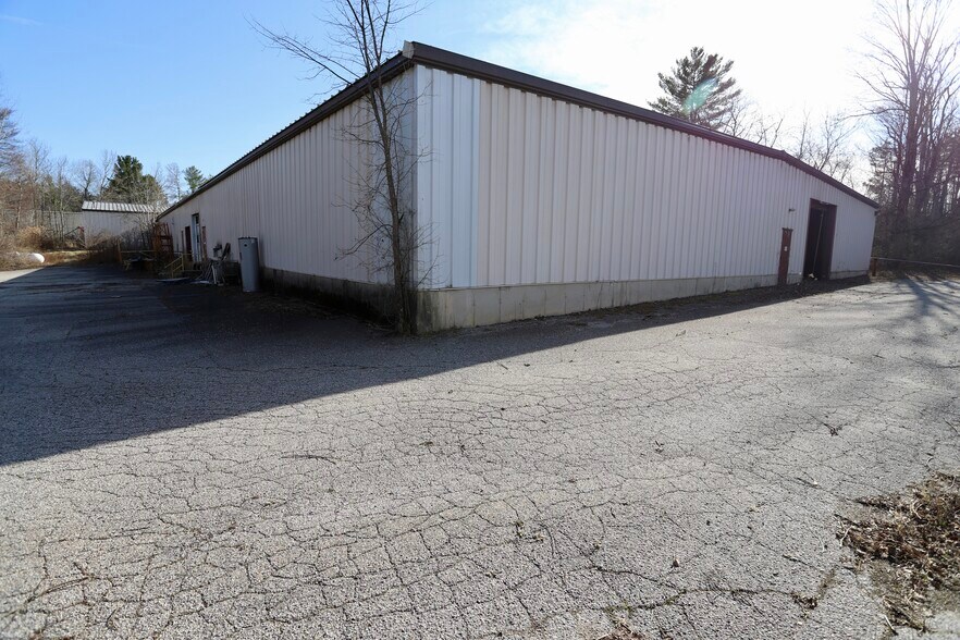 More Photos Of 127 Quality Ln, Rutland Industrial For Sale