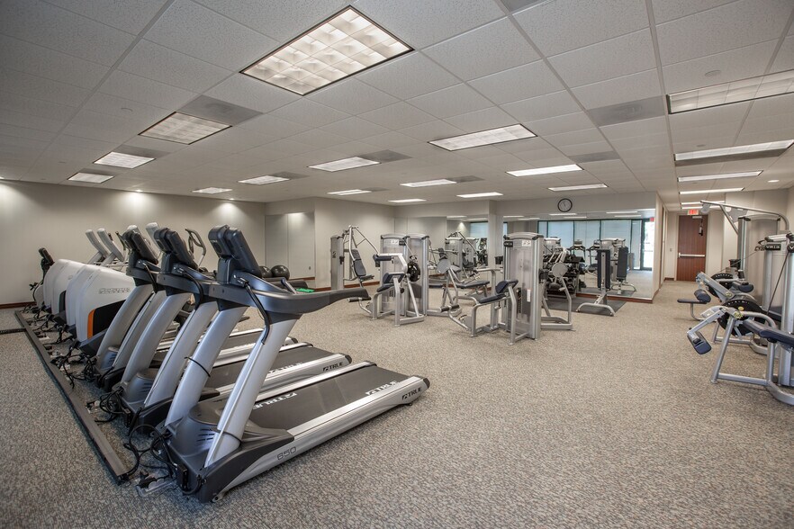 More Photos Of 5426 Bay Center Dr, Tampa Office For Lease