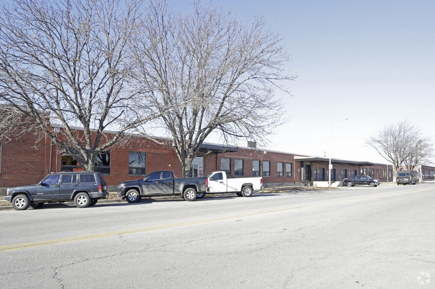 Primary Photo Of 1324 Swift Ave, North Kansas City Warehouse For Lease