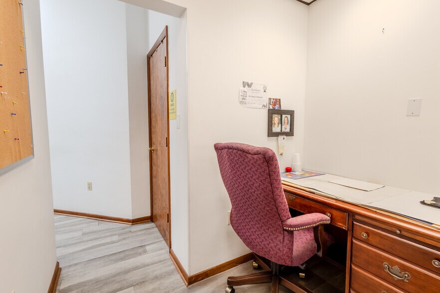 More Photos Of 310 Mulberry St, Scottdale Medical For Lease