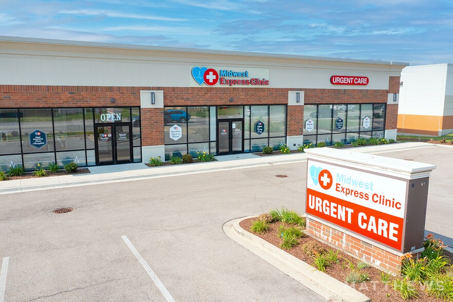 Primary Photo Of 1910 E Roosevelt Rd, Wheaton Freestanding For Sale