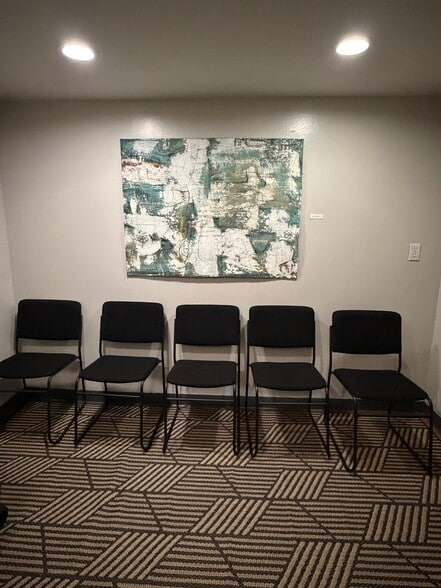More Photos Of 180 W 80th St, New York Apartments For Lease