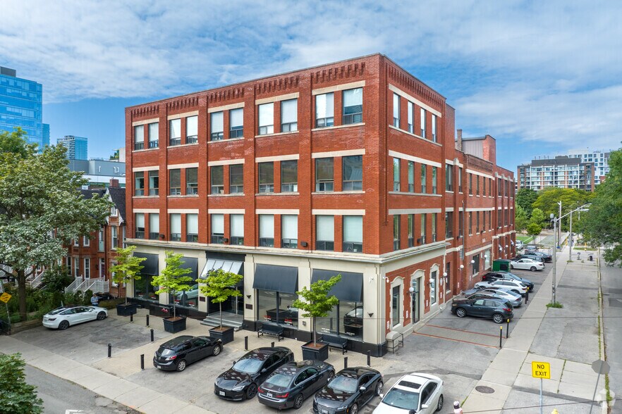 More Photos Of 26 Soho St, Toronto Office For Lease