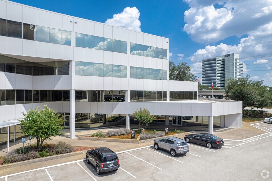 More Photos Of 397 N Sam Houston Pky E, Houston Office For Lease