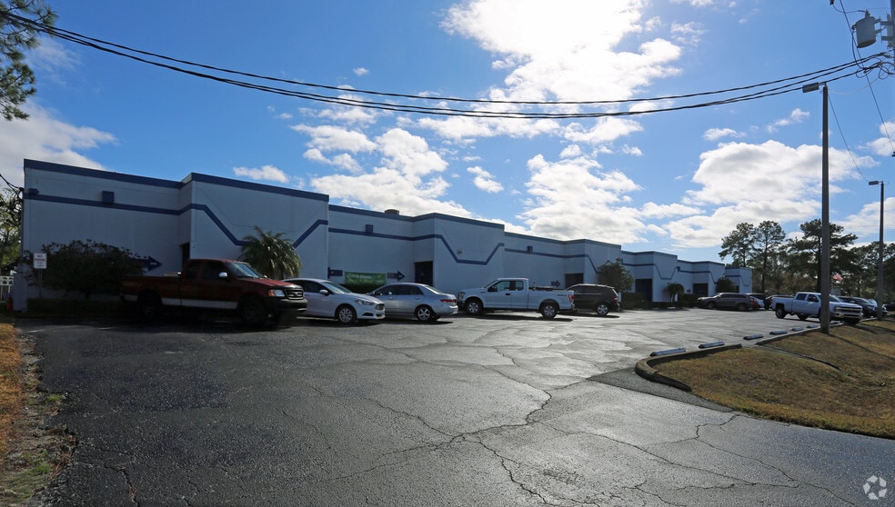 More Photos Of 5431-5449 N 59th St, Tampa Flex For Lease