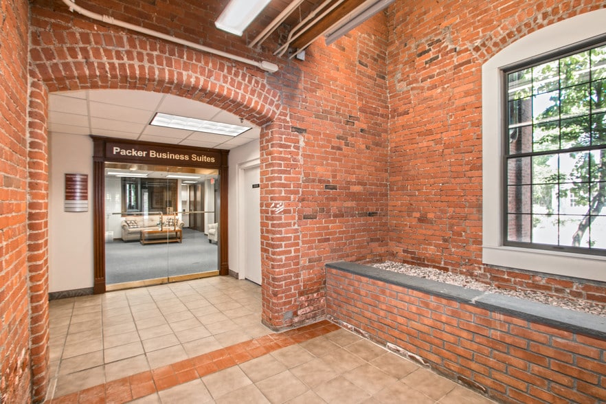 More Photos Of 12 Roosevelt Ave, Mystic Office For Lease