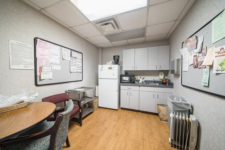 More Photos Of 1610 Opelika Rd, Phenix City Medical For Sale