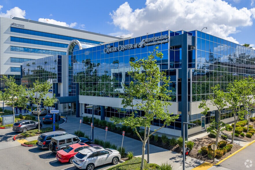 More Photos Of 4510 Brockton Ave, Riverside Unknown For Lease