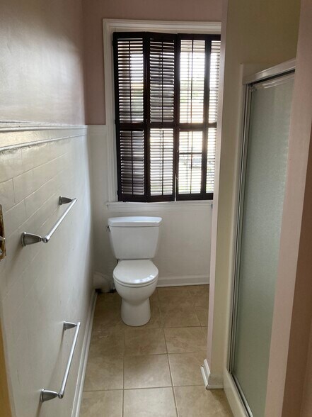 More Photos Of 113 N Foushee St, Richmond Office For Sale