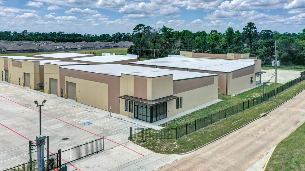 More Photos Of 11811 Champion Forest Dr, Houston Warehouse For Sale