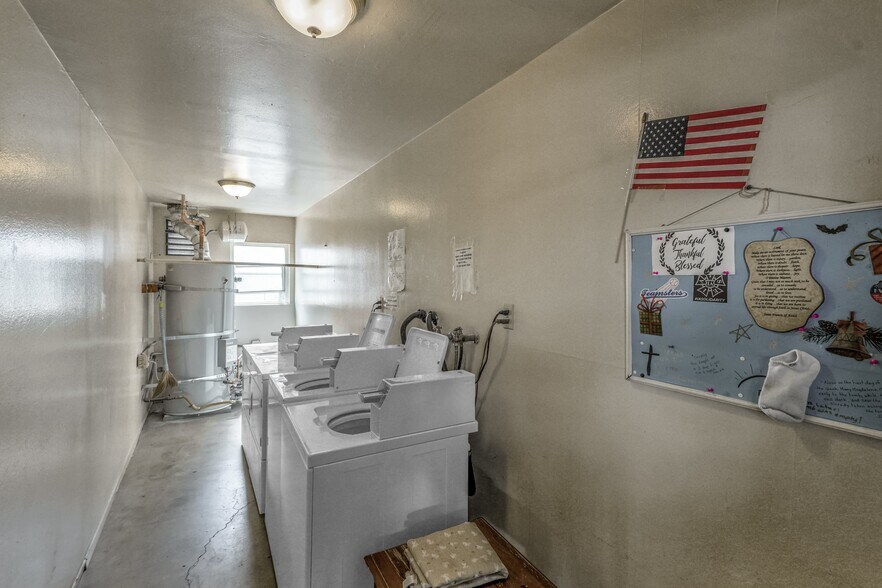 More Photos Of 1799 N Hollywood Way, Burbank Apartments For Sale