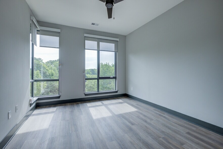 More Photos Of 352 S Walker St, Cary Apartments For Lease