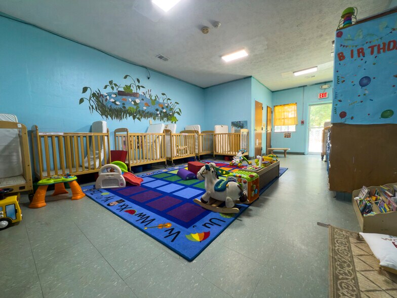 More Photos Of 4518 Covington Hwy, Decatur Daycare Center For Sale