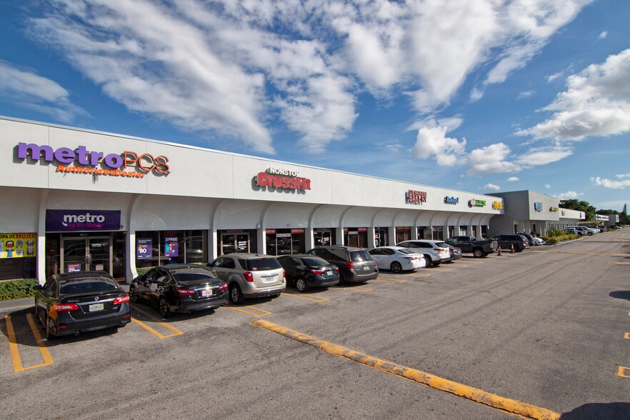 More Photos Of 15905-16095 NW 57th Ave, Miami Lakes Unknown For Lease