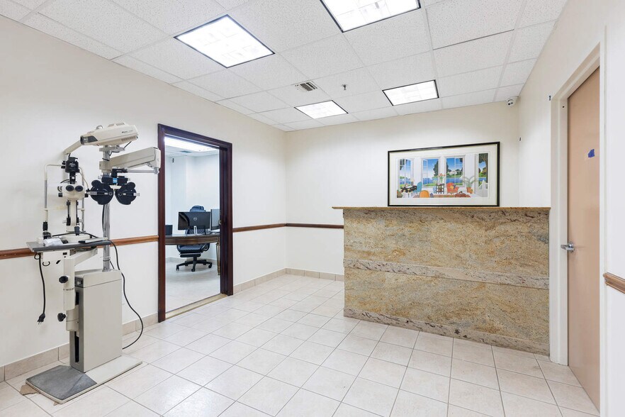 More Photos Of 5205-5207 Church Ave, Brooklyn Medical For Lease